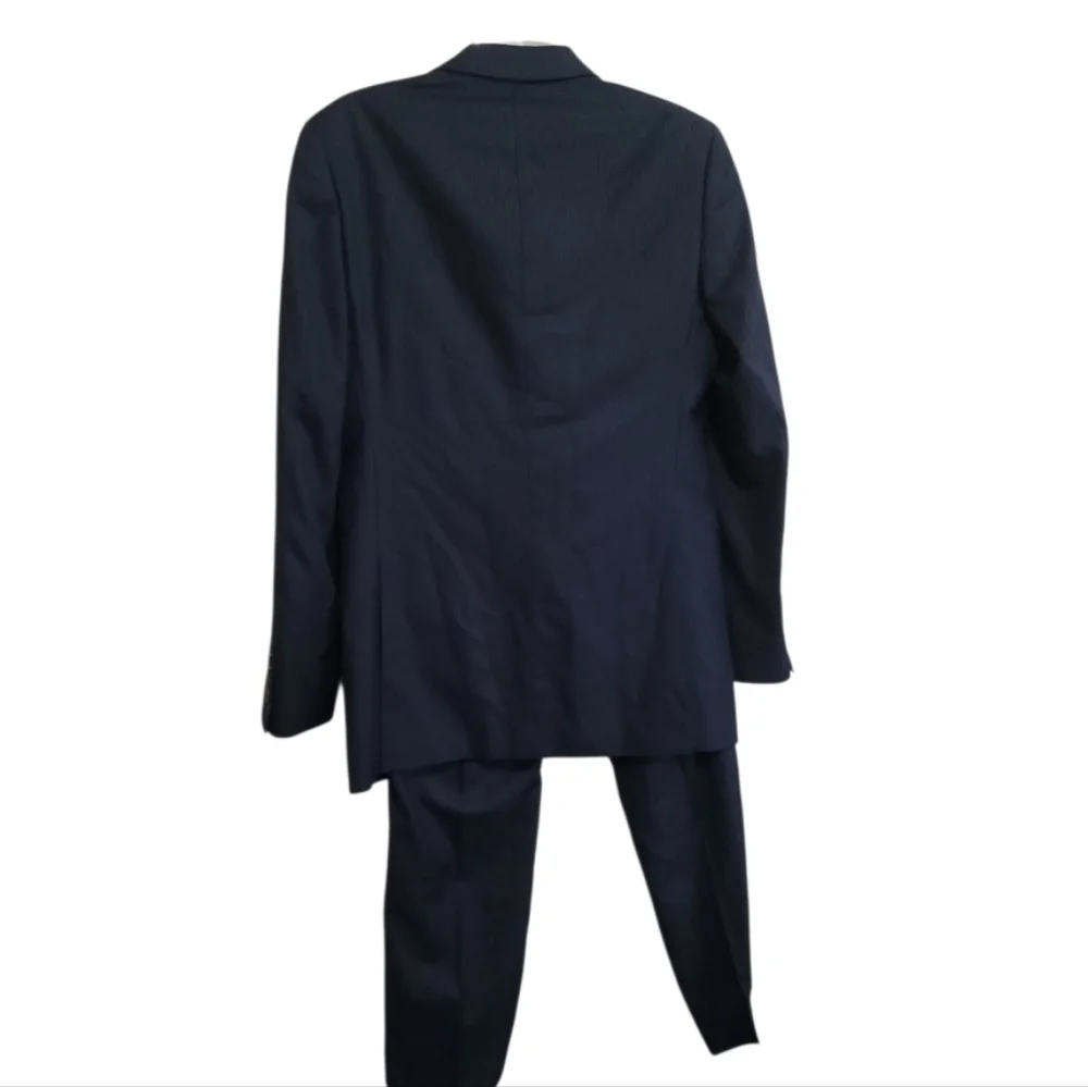 Vinci Italian Classic Men's Black and Blue Pinstripe Jacket & Pant Suit Size 38L